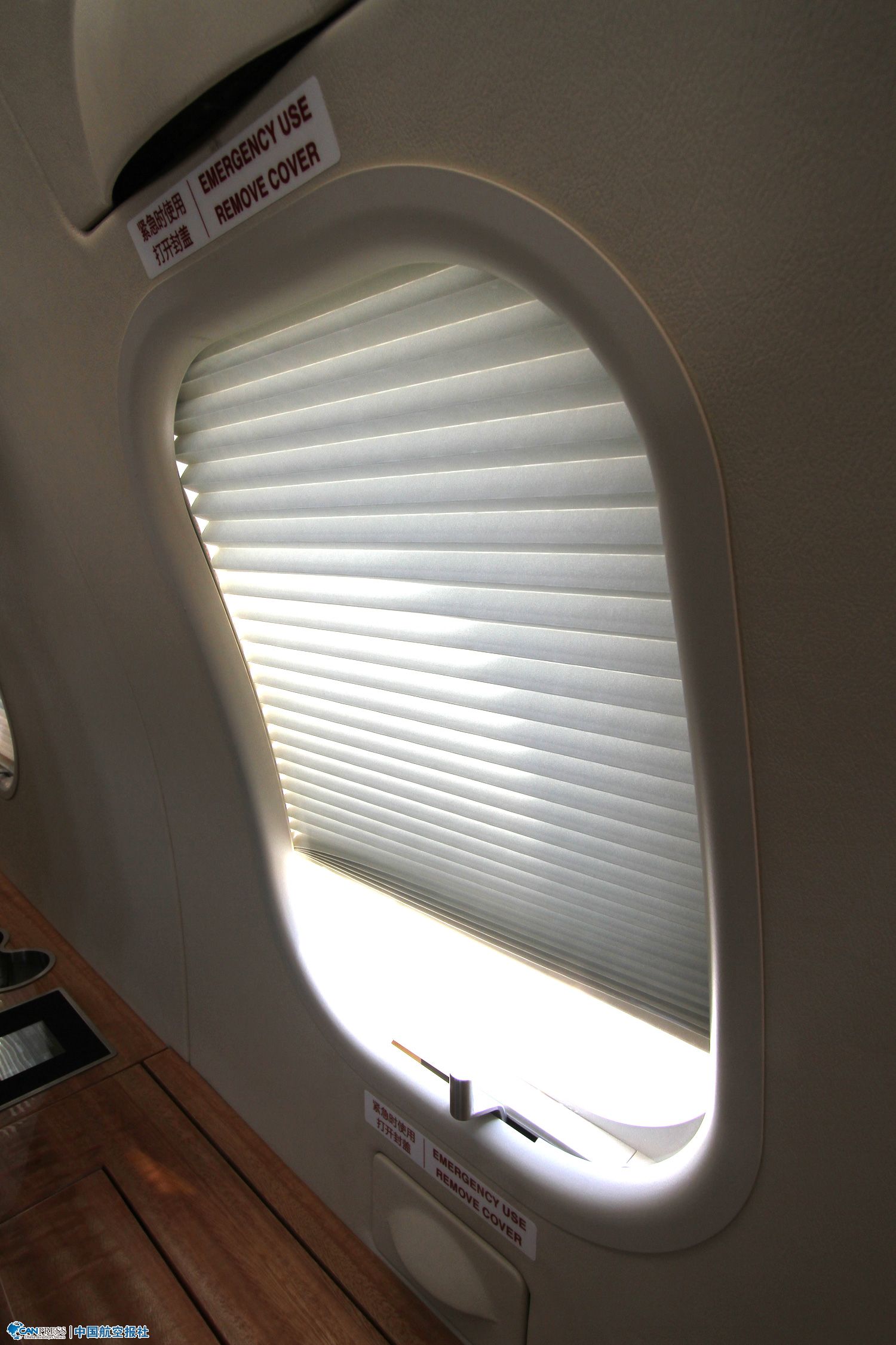 �h�A�������͵�����(zh��n)��300