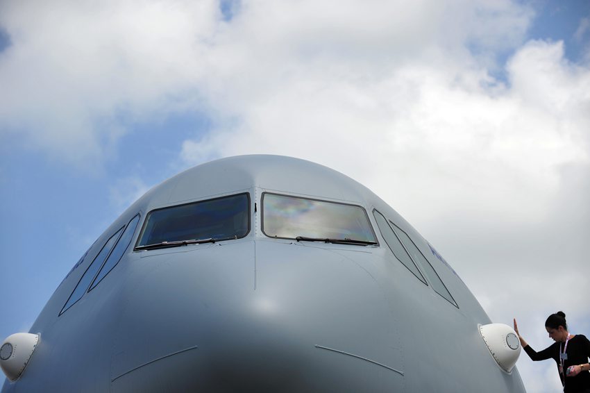 Ӣ���ʼҿ�܊�ļ��͙C(j��)